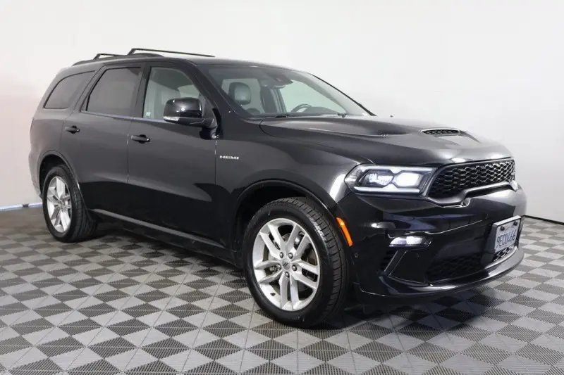 2023 Dodge Durango R/T Plus AWD photo 3