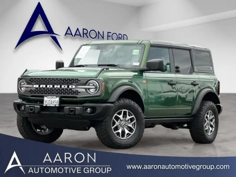 2025 Ford Bronco Badlands 4x4's photo