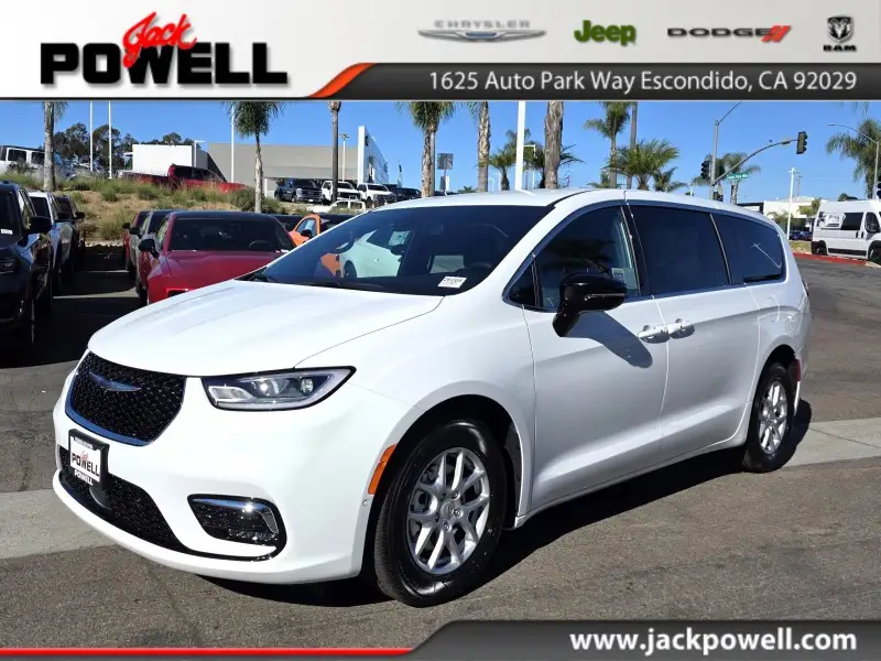 2026 Chrysler Pacifica Select photo 1