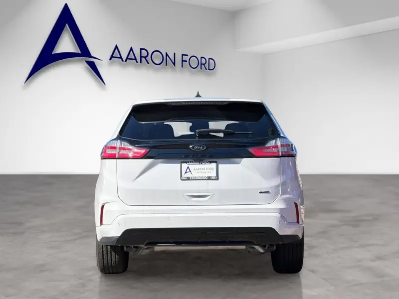 2023 Ford Edge SE AWD photo 4