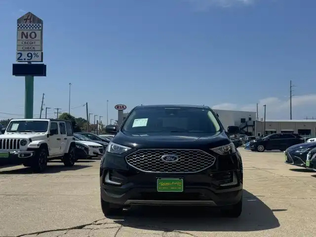 2023 Ford Edge SEL AWD's photo