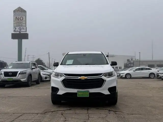 2021 Chevrolet Traverse FWD LS's photo