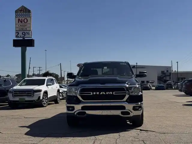 2023 RAM 1500 Big Horn/Lone Star Crew Cab 5'7's photo