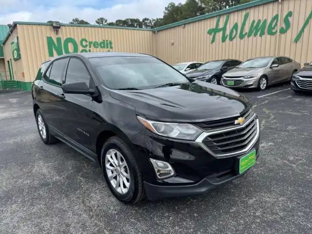 2019 Chevrolet Equinox LS's photo