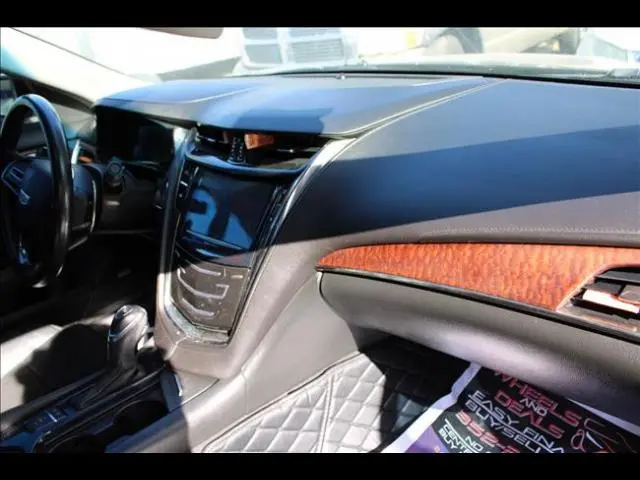 2016 Cadillac CTS 2.0T RWD Standard photo 4