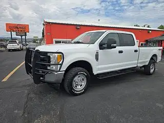 2017 Ford F-250 XL 4x4 Crew Cab 8' Box's photo