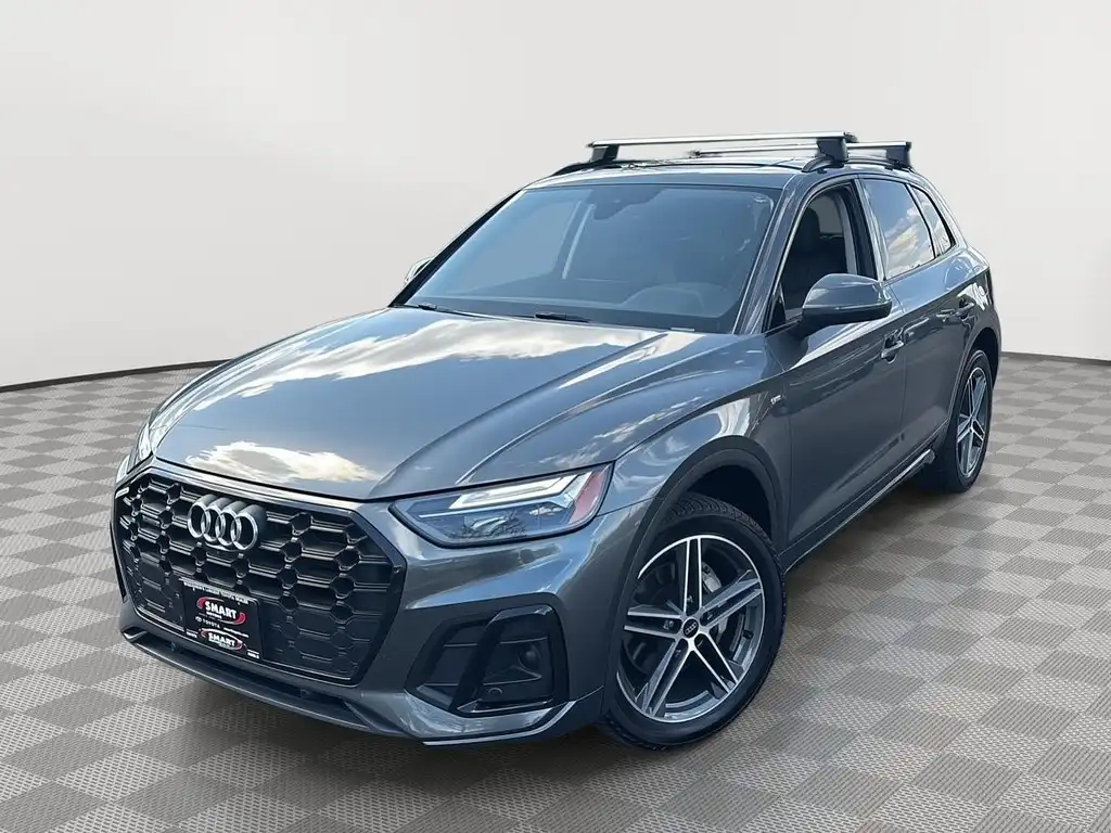 2023 Audi Q5 55 e Premium Plus's photo