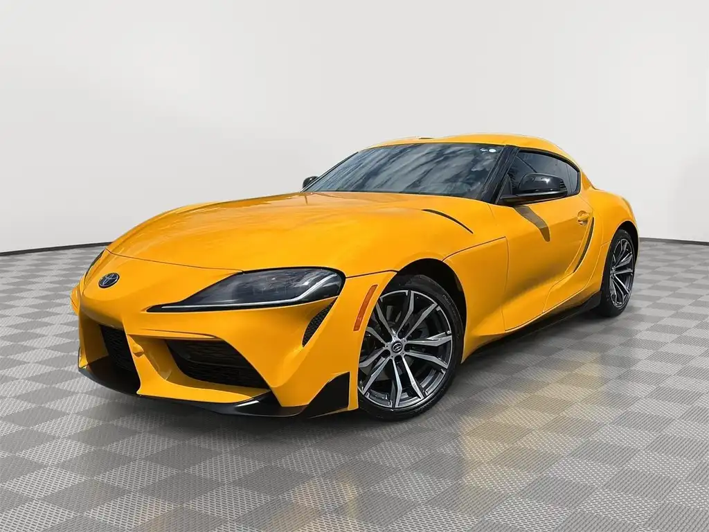2022 Toyota Supra 2.0's photo
