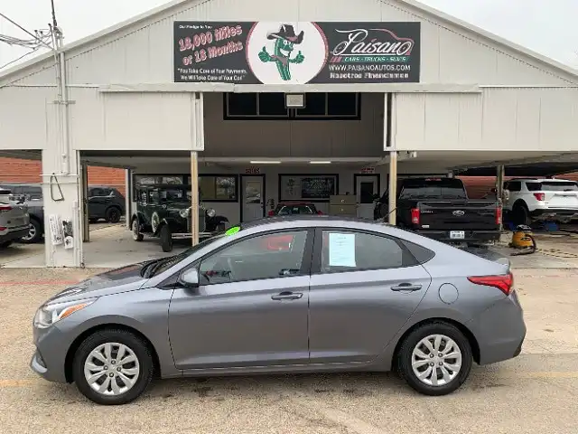 2018 Hyundai Accent SE 4-Door 6-Speed Automatic's photo