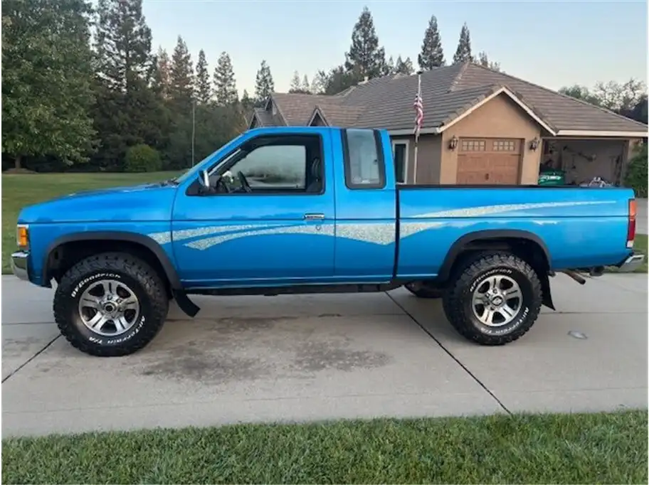 1997 Nissan Frontier XE 4X4 XCB's photo