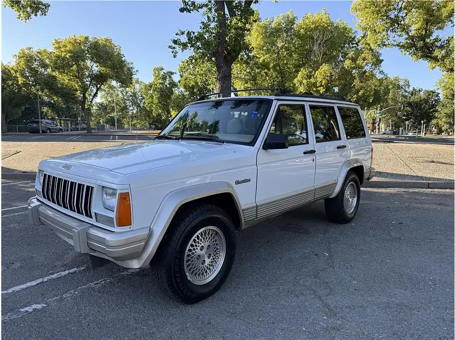 1995 Jeep Cherokee's photo
