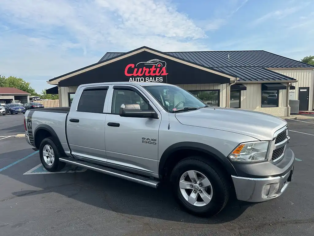 2013 RAM 1500 ST Crew Cab 4x4's photo
