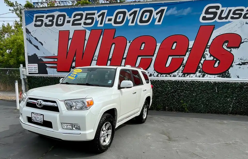 2013 Toyota 4Runner Limited 4x4 V6's photo