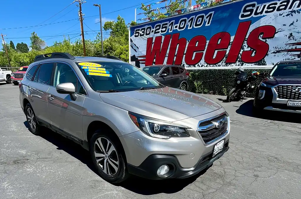 2019 Subaru Outback 2.5i Limited's photo