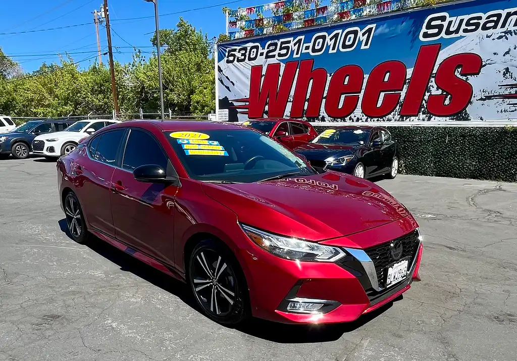 2021 Nissan Sentra SR CVT's photo