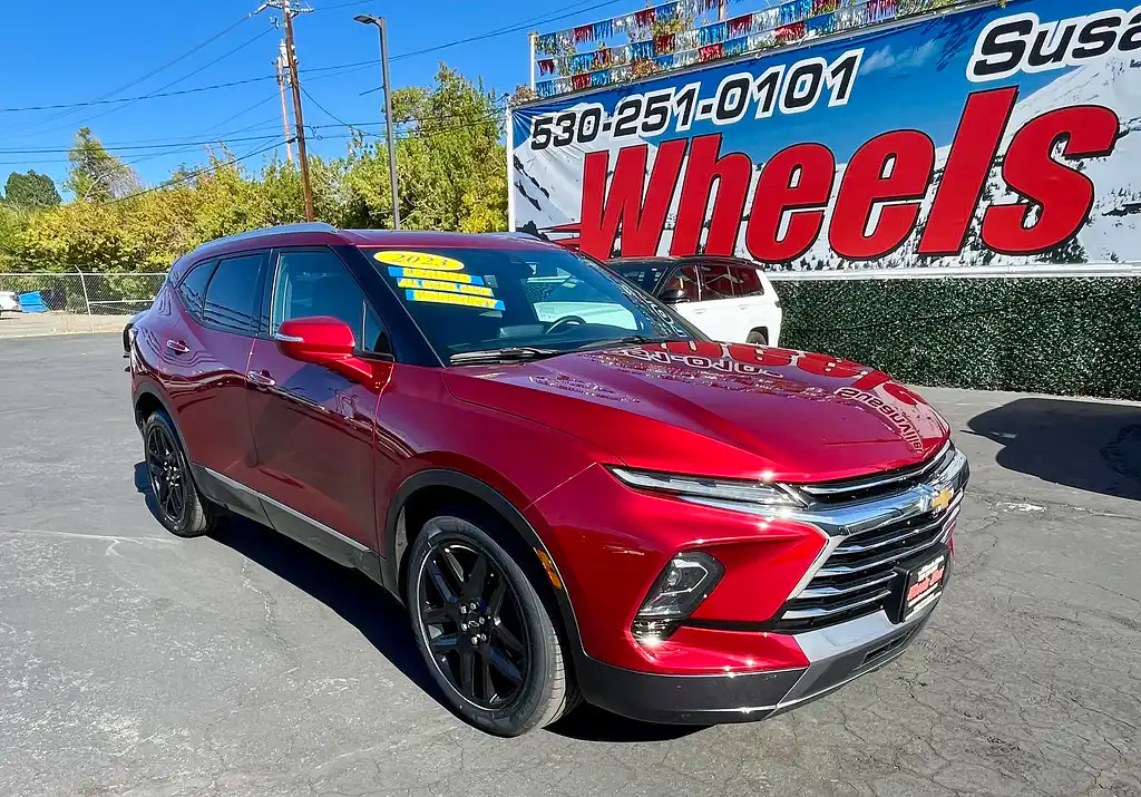 2023 Chevrolet Blazer 2.0T Premier AWD's photo