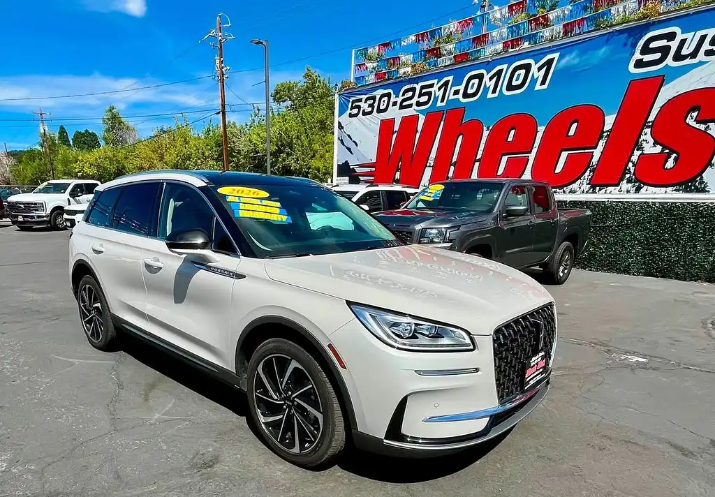 2023 Lincoln Corsair Reserve AWD's photo
