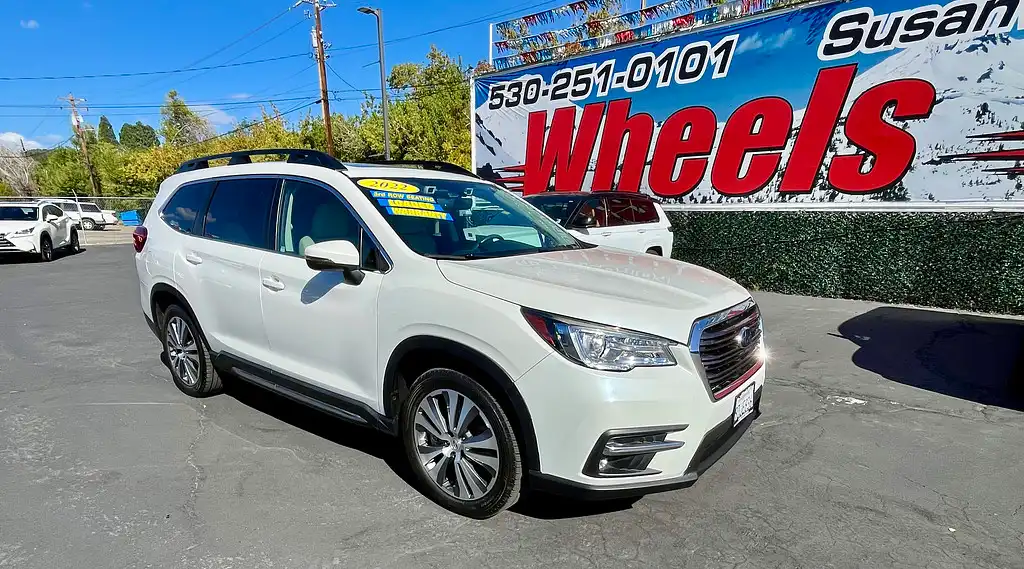 2022 Subaru Ascent Limited 7 Passenger's photo