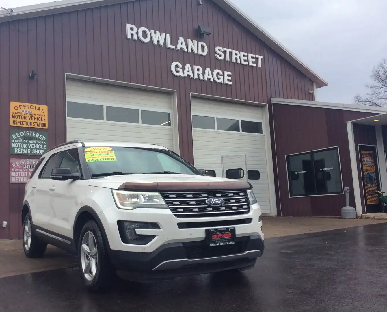 2016 Ford Explorer XLT 4WD's photo