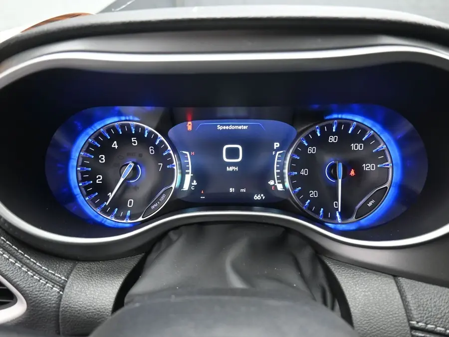 2026 Chrysler Pacifica Select photo 5