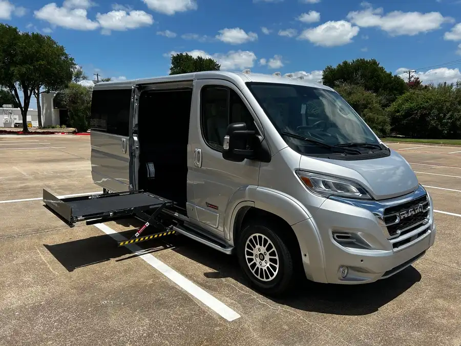 2025 RAM ProMaster 1500 SLT PLUS 136" WB Low Roof's photo