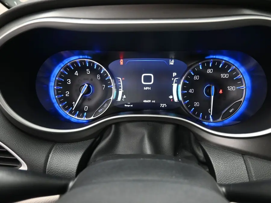 2026 Chrysler Pacifica Select photo 3