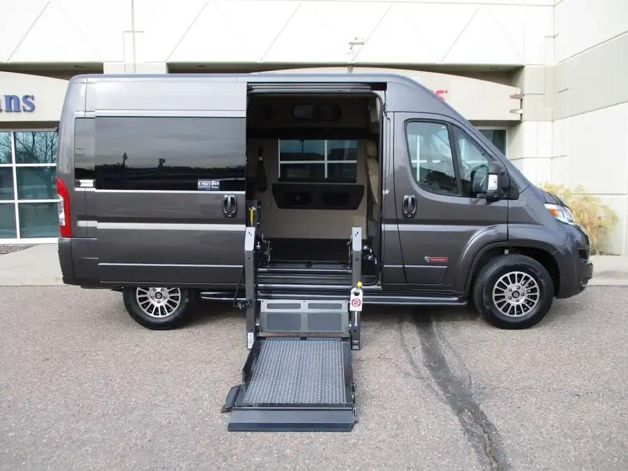 2025 RAM ProMaster 2500 SLT PLUS 136" WB High Roof's photo