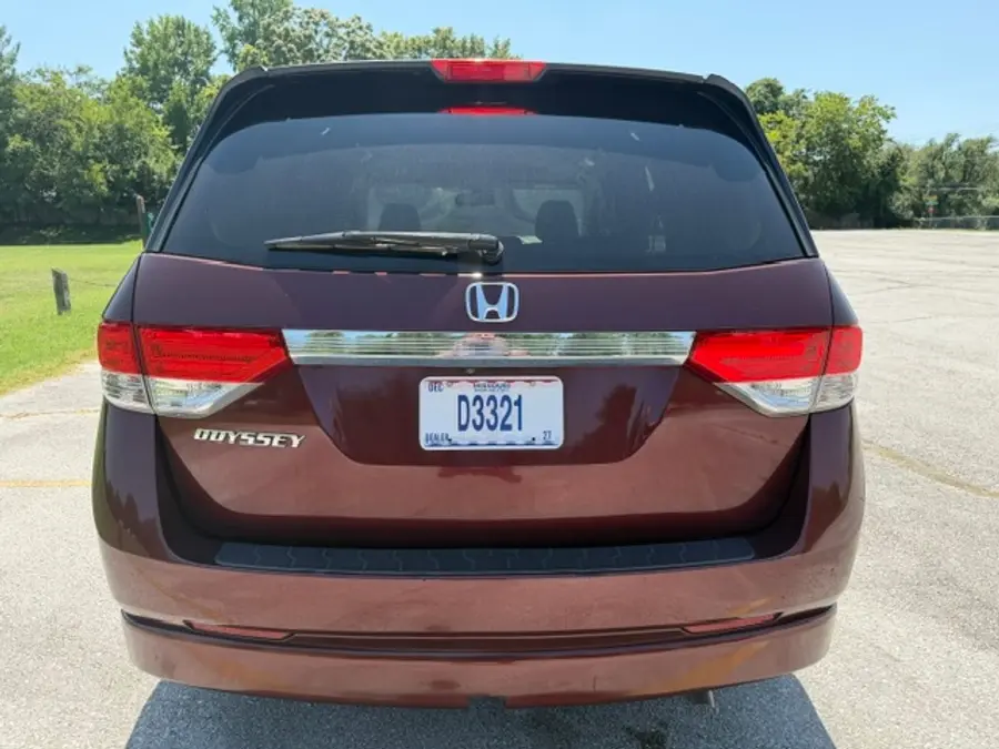 2016 Honda Odyssey EX-L photo 5