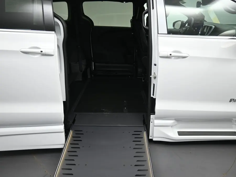2026 Chrysler Pacifica Select photo 3