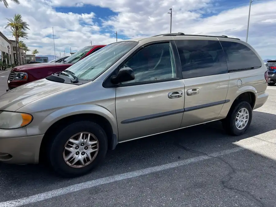 2002 Dodge Grand Caravan Sport's photo