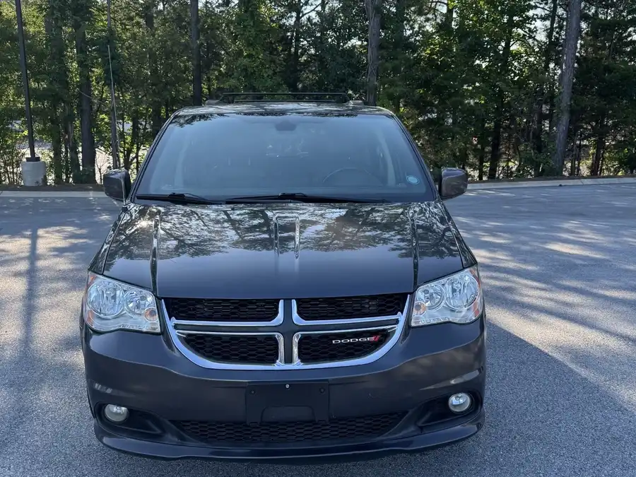 2020 Dodge Grand Caravan SXT's photo