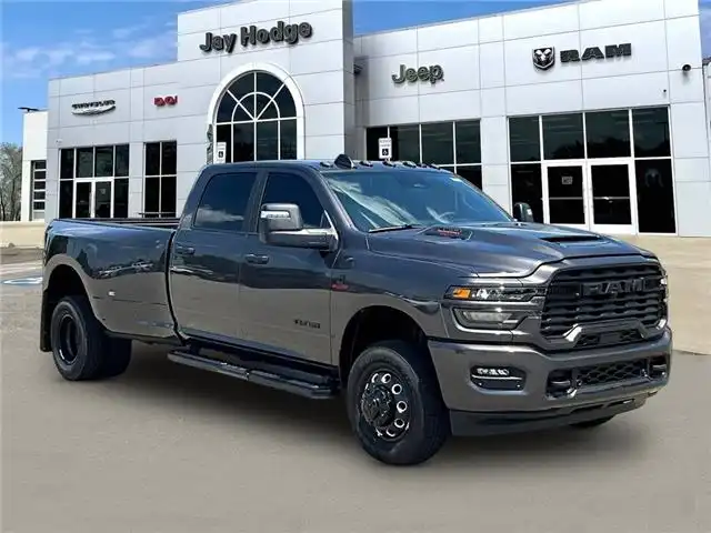 2026 RAM 3500 Big Horn 4X4 Crew Cab LWB's photo