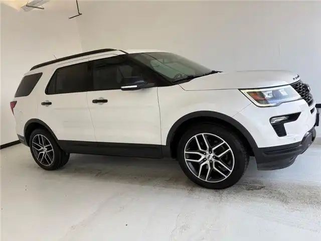2018 Ford Explorer Sport 4WD's photo