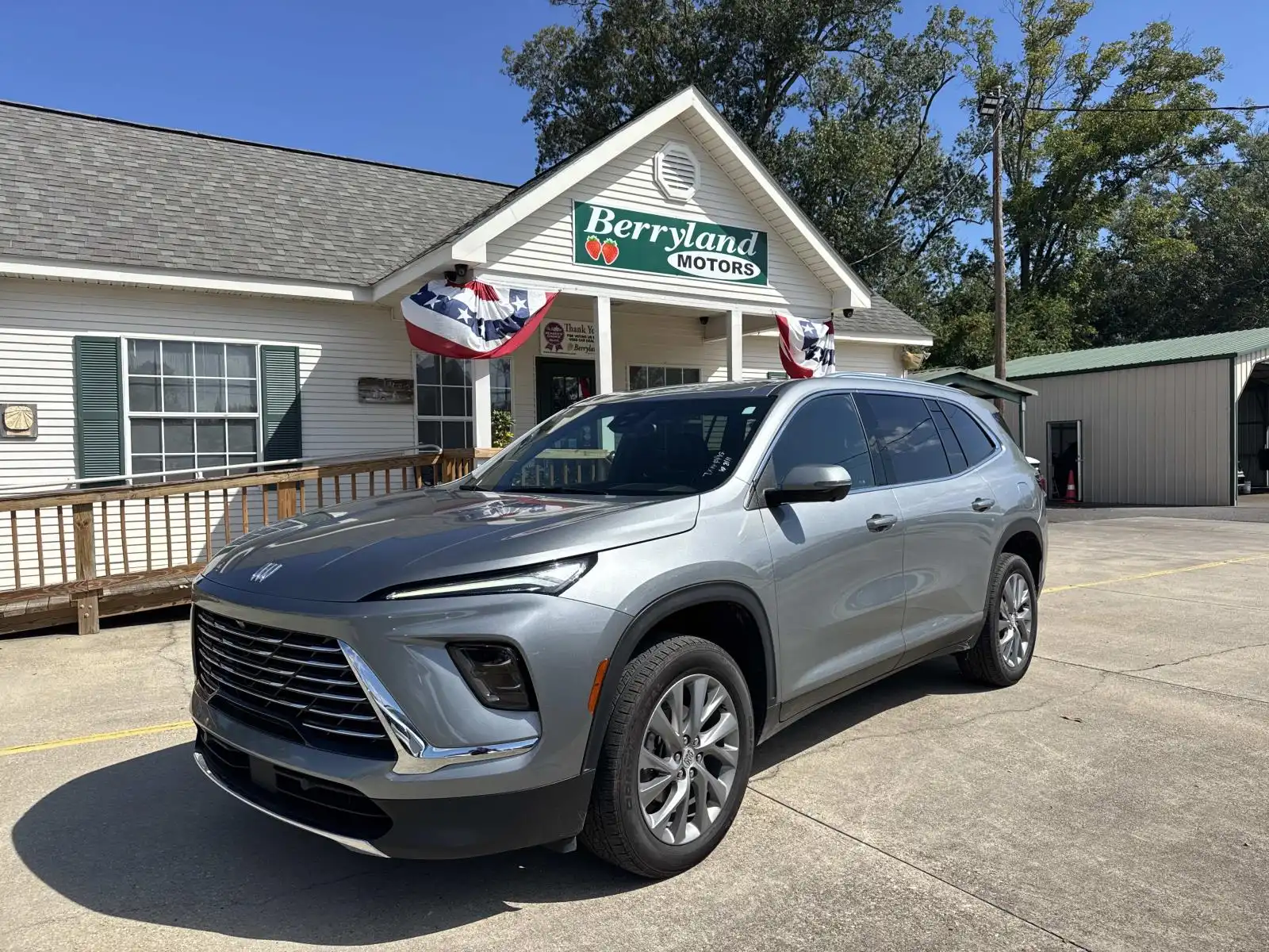 2025 Buick Enclave Preferred's photo