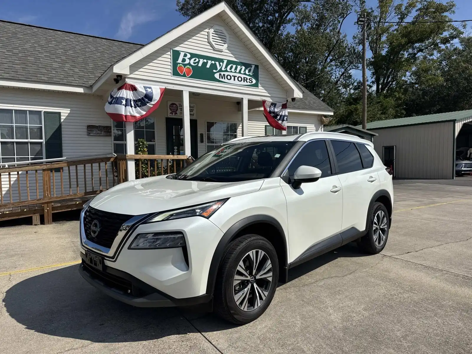 2023 Nissan Rogue SV FWD's photo