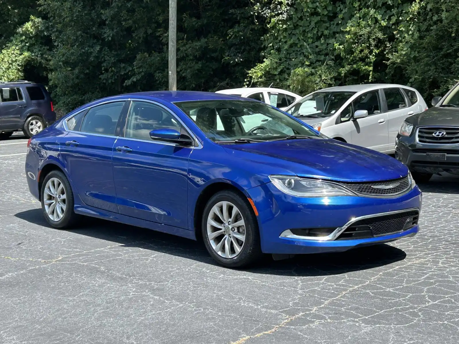 2015 Chrysler 200 C's photo