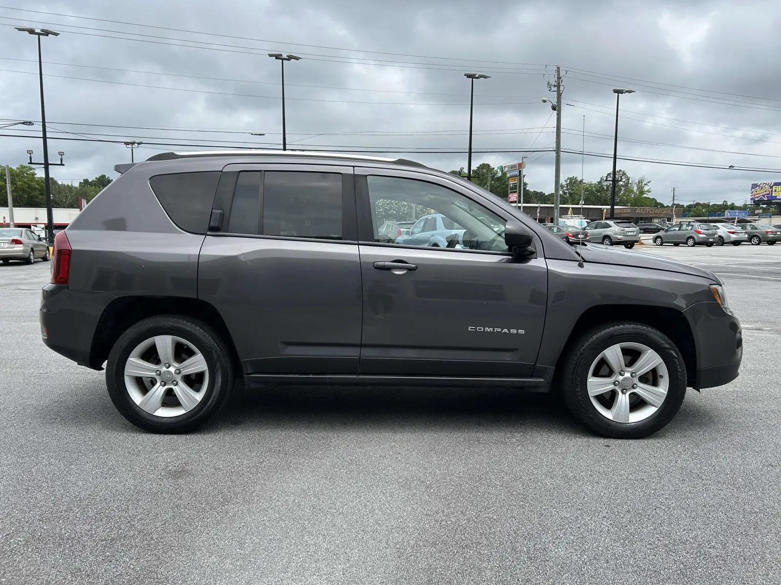 Vehicle Image 2