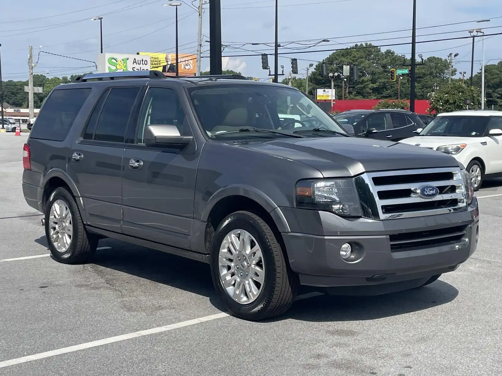 2014 Ford Expedition Limited's photo