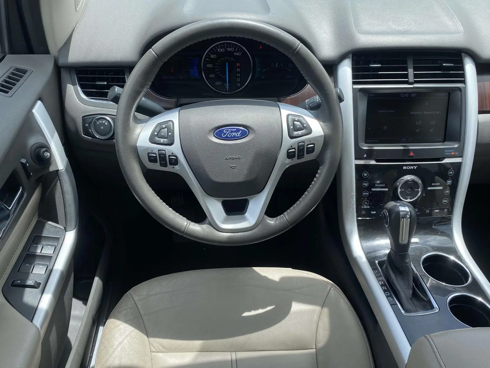 2013 Ford Edge Limited AWD photo 4