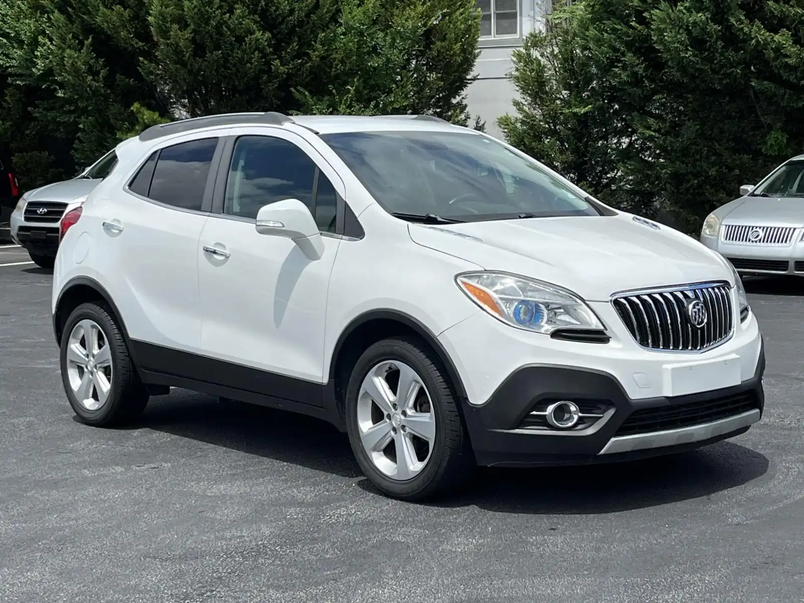 2016 Buick Encore Base's photo