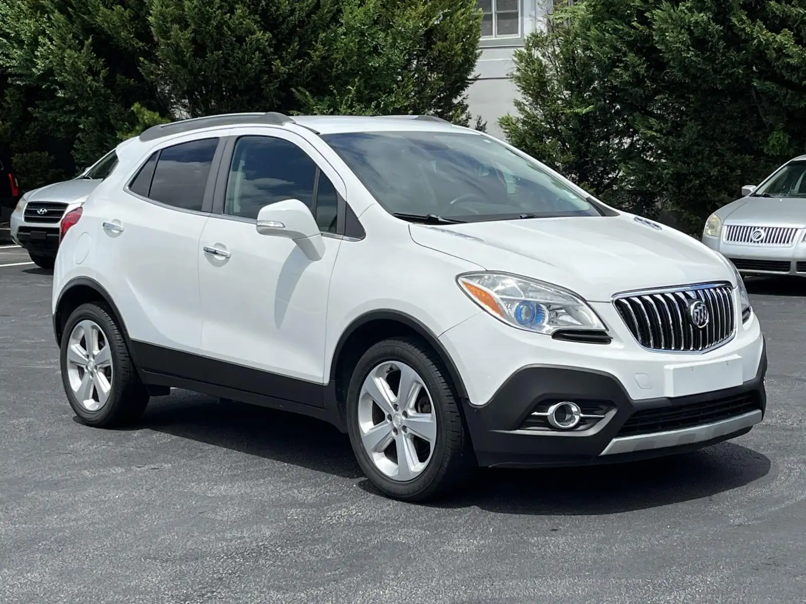 2016 Buick Encore Base's photo