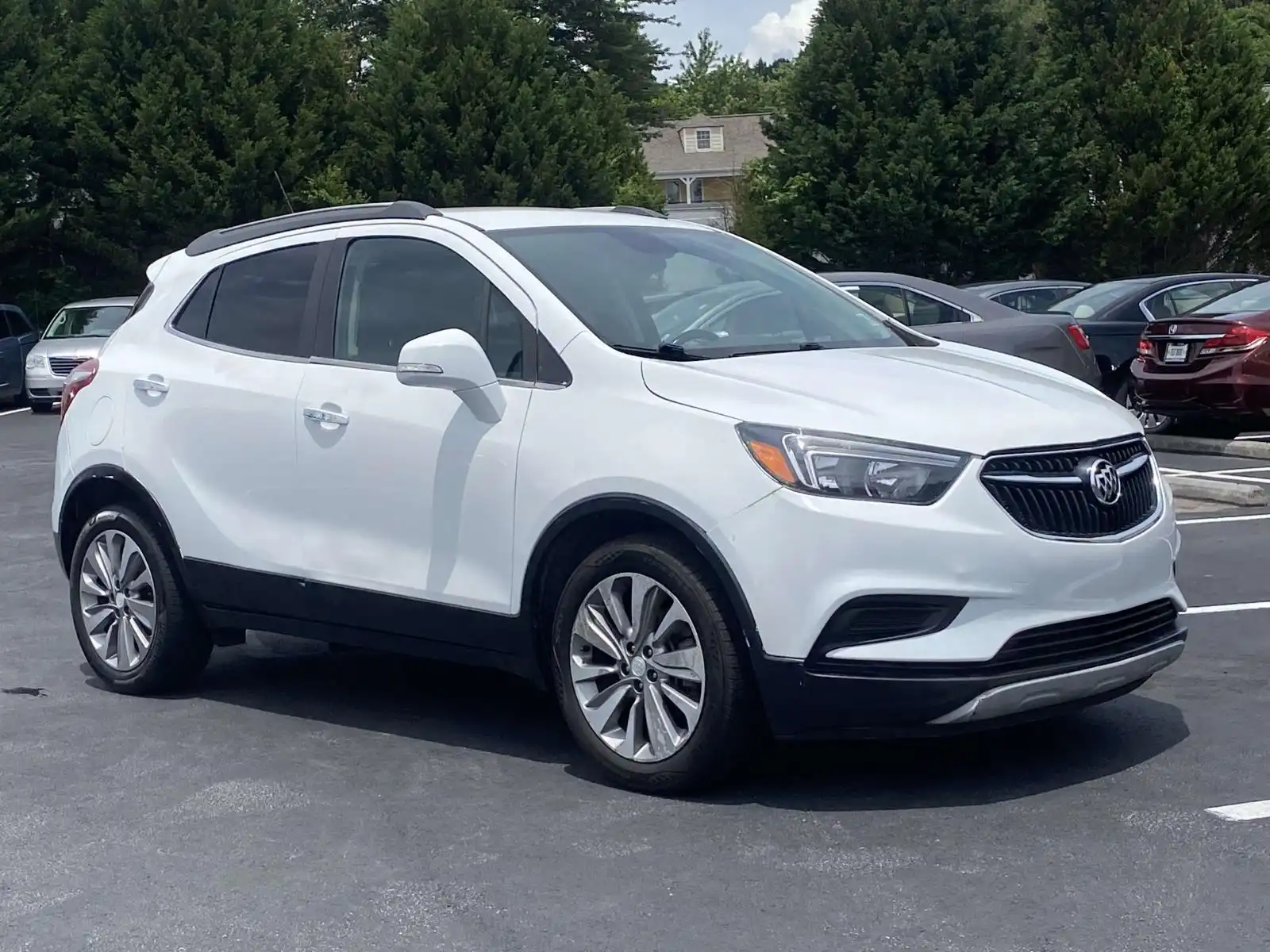 2019 Buick Encore Preferred's photo