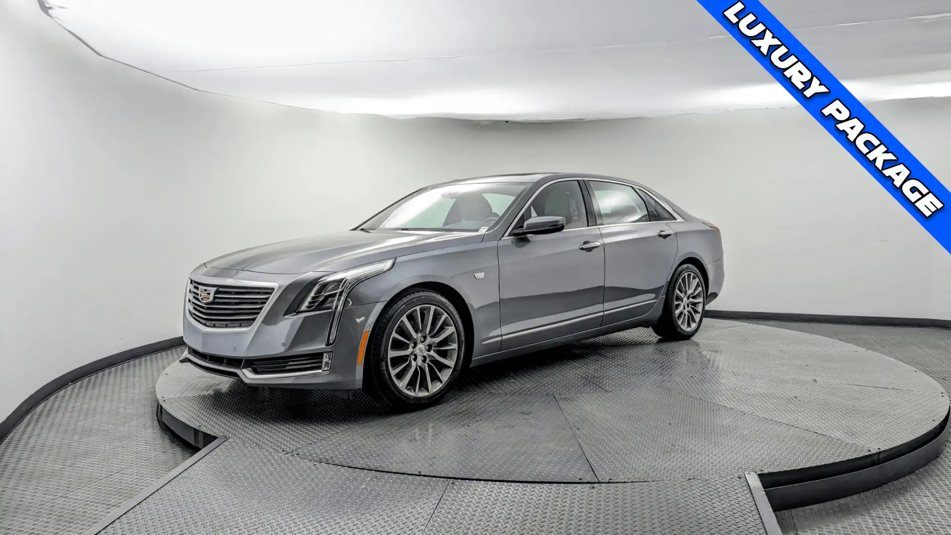 2018 Cadillac CT6 2.0T Luxury RWD's photo
