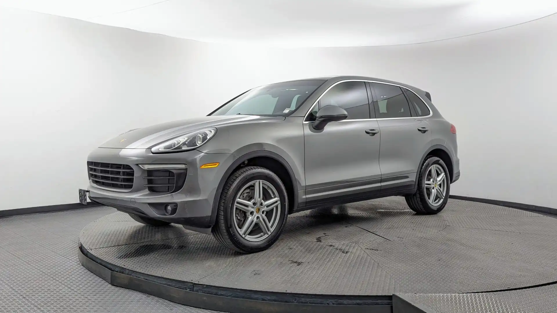 2016 Porsche Cayenne Tiptronic's photo