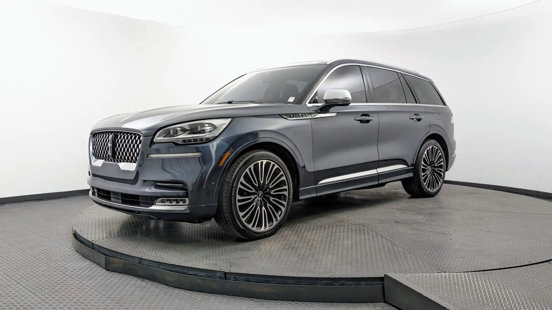 2020 Lincoln Aviator Black Label AWD's photo