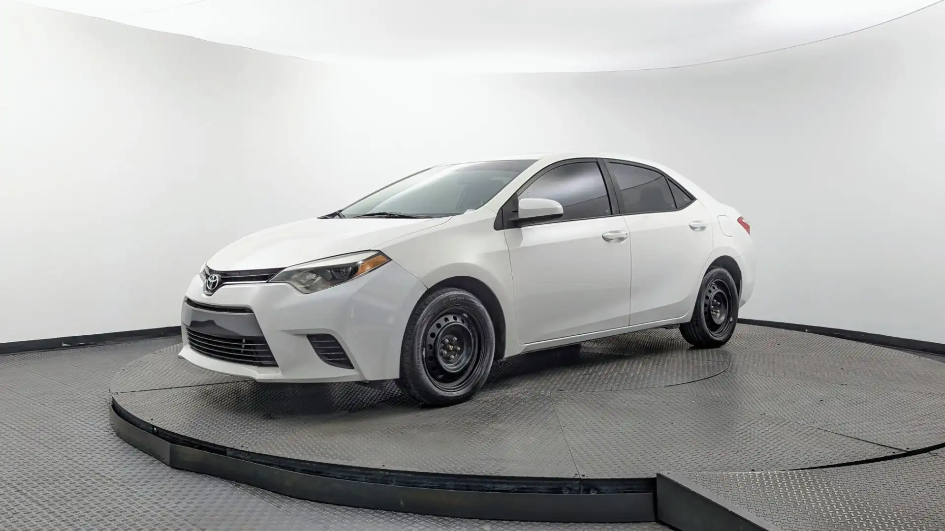2016 Toyota Corolla LE AT's photo
