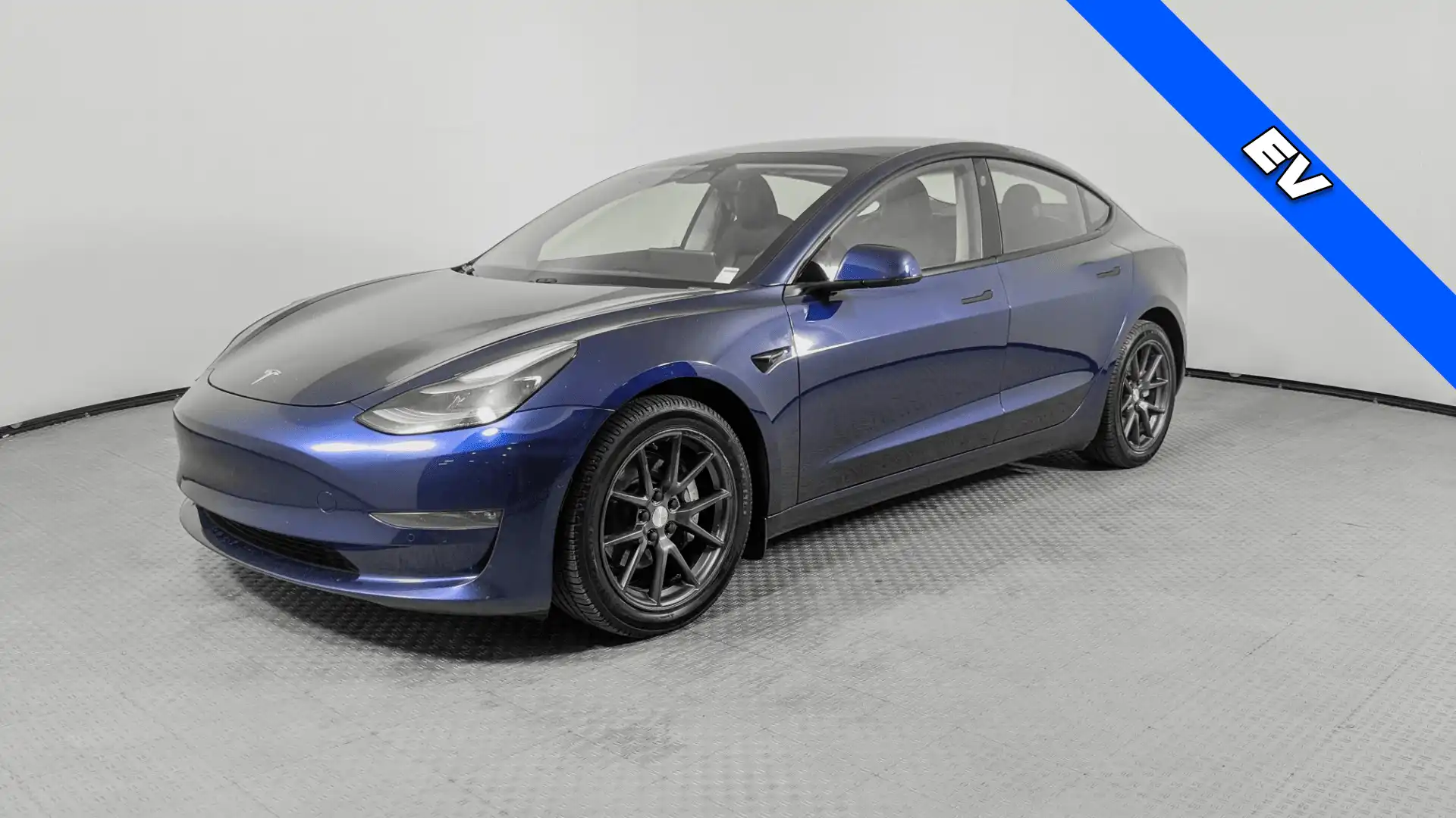 2021 Tesla Model 3 Long Range Dual Motor All-Wheel Drive's photo
