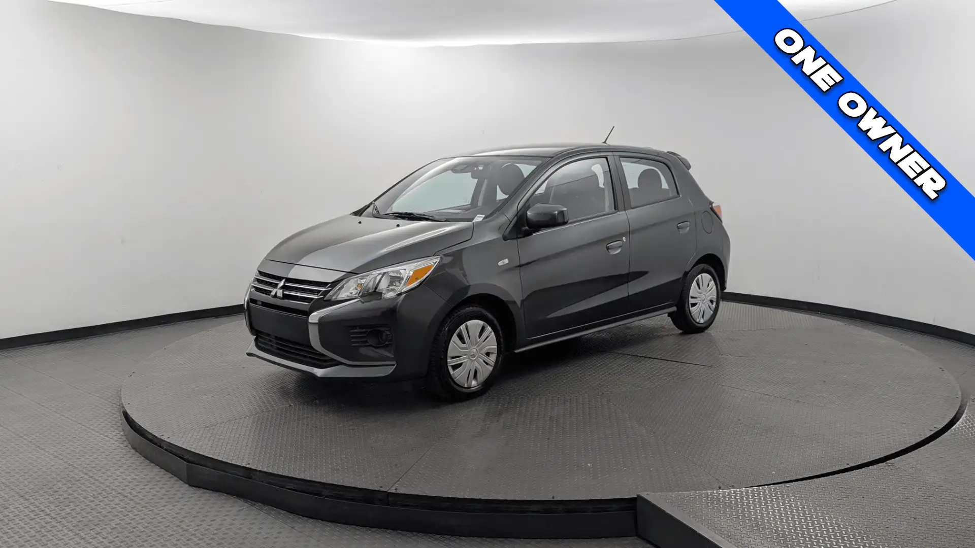2024 Mitsubishi Mirage ES CVT's photo
