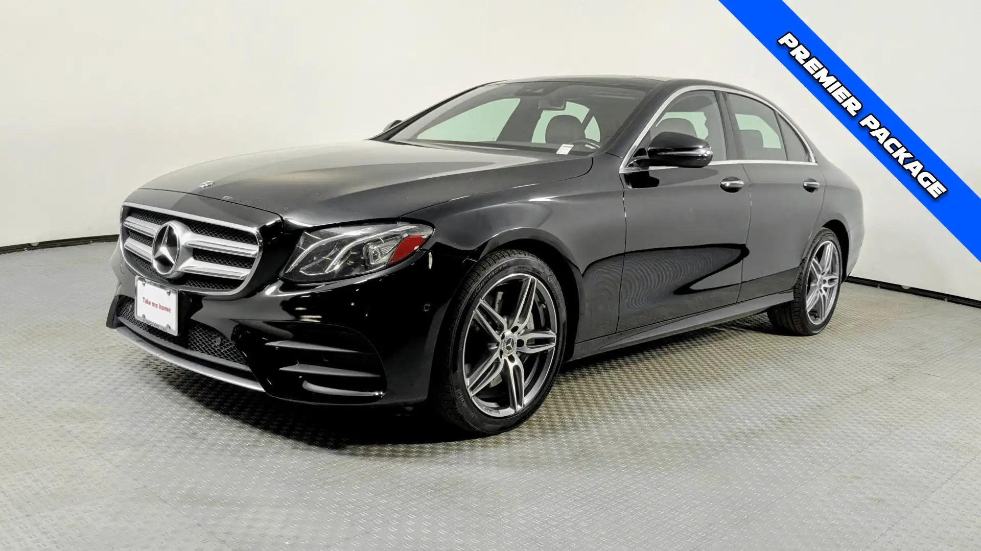 2018 Mercedes-Benz E-Class E400 4MATIC's photo