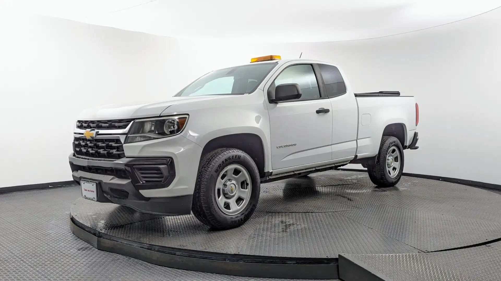 2021 Chevrolet Colorado 2WD Work Truck Extended Cab Auto's photo